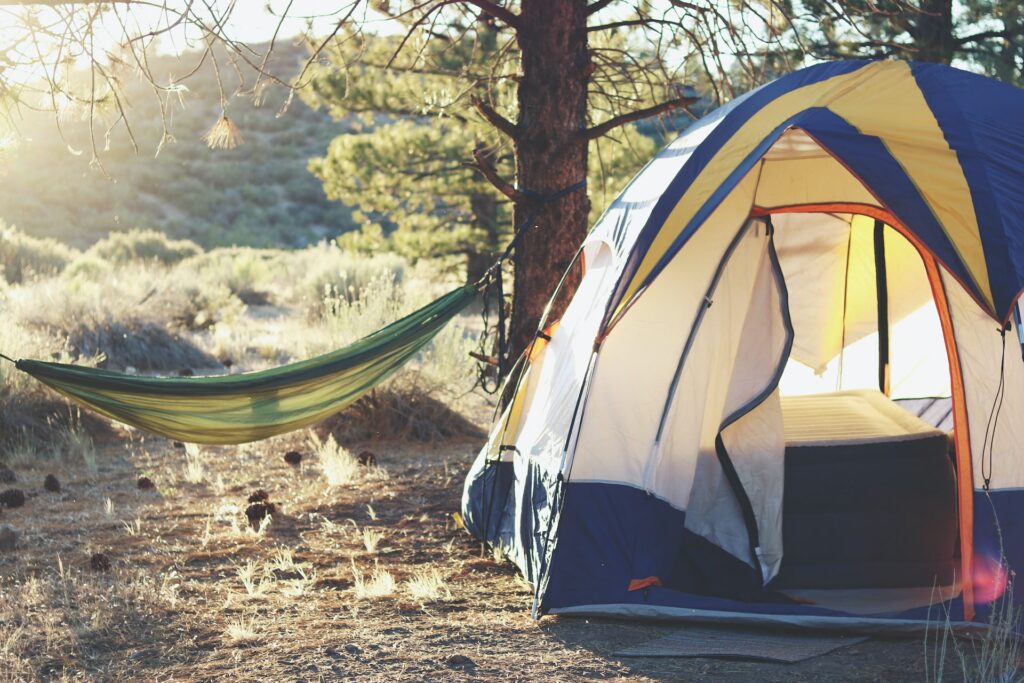 hamac et tente de camping